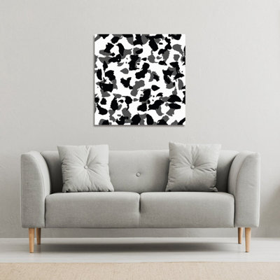 Andrew Lee Animal Print (Canvas Print) / 114 X 114 X 4Cm from B&Q