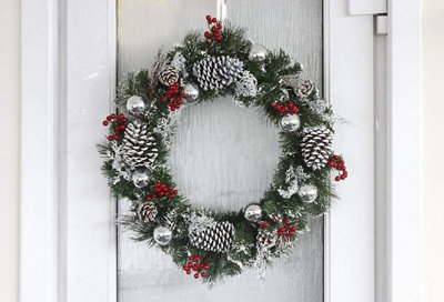 50cm Artificial Wreath with Pinecones & Berries