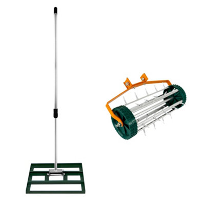 50cm Lawn Leveller and Aerator in Green