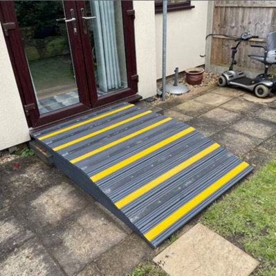 50mm Wide Non-Slip Anti-Skid Decking Strips - Safety and Style for Outdoor Space - YELLOW yellow 1000mmx50mm - x10