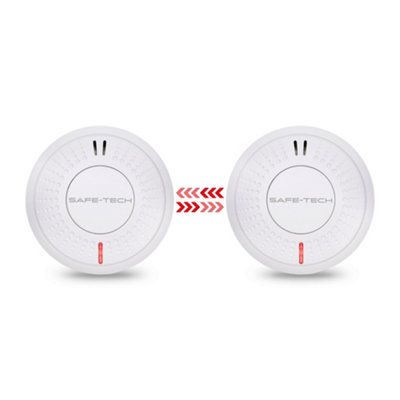 Safe-Tech Wireless Interlinked Smoke Alarm 2 Pack With 10 Year Sensor And Sealed Tamper-Proof Battery from B&Q