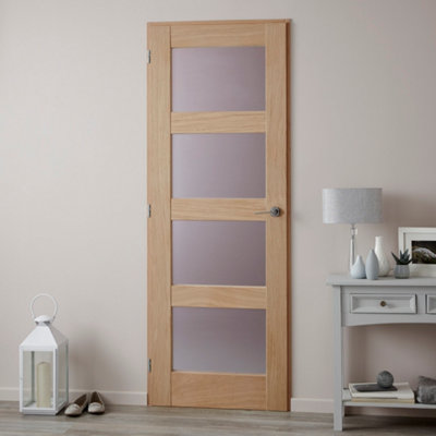 Fortia Clear Glazed Shaker Natural Oak Veneer Internal Timber Door(H)1981mm (W)686mm (T)35mm from B&Q