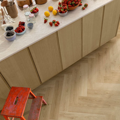 Quick-step Bodo Honey Oak Spc Click Herringbone Luxury Vinyl Flooring from B&Q