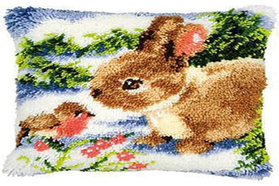 B&Q -  Latch Hook Kit: Cushion: Winter Scene Rabbit And Robin