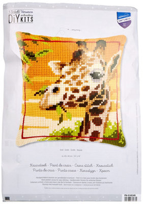 Groves Of Thames Cushion Giraffe - Cross Stitch Kit: Cushion: Giraffe - Vervaco