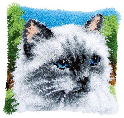 B&Q -  L/hk Cush RagdollLatch Hook Kit: Cushion: RagdollVervaco