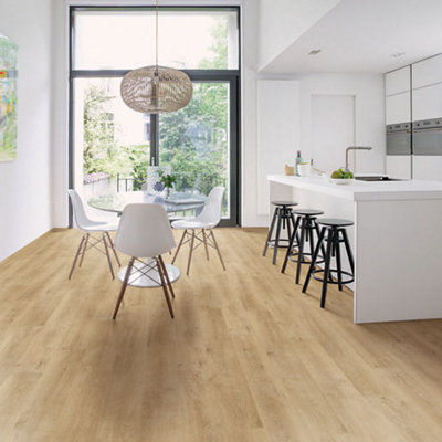 B&Q -  Eligna Venice Oak Natural Planks Hydroseal Laminate Flooring