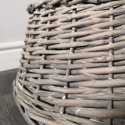 56cm x 43cm Wicker Willow Rattan Tree Skirt in a Grey Colour