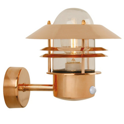 B&Q -  Blok Outdoor Copper Wall Light Coastal/marine Safe Brown,mains