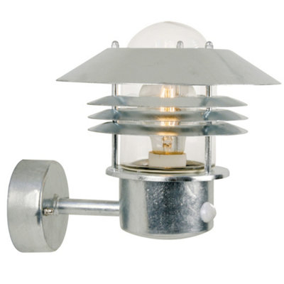B&Q -  Vejers Outdoor Galvanized Steel Wall Light Coastal/marine Safe Silver,mains