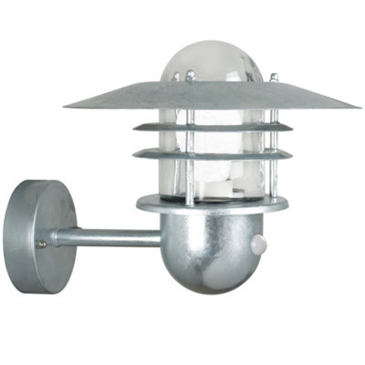 B&Q -  Agger Outdoor Galvanized Steel Wall Light Coastal/marine Safe Silver,mains