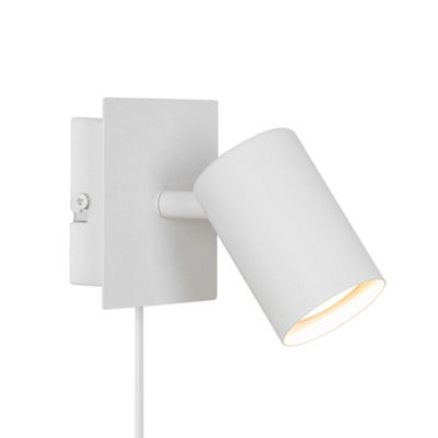 B&Q -  Frida Indoor Wall Light White Metal Sensor Gu10 Adjustable HeadPlug In Or Mains Powered Ip20