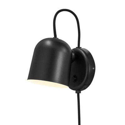 B&Q -  Angle Metal Wall Light Magnetic Head Black,plug In Or Mains