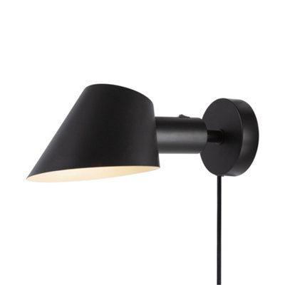B&Q -  Stay Aluminium Wall Light  Black,plug In Or Mains