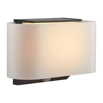 B&Q -  Piola Outdoor Plastic Wall Light  White,battery Led