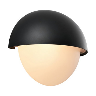B&Q -  Scorpius Outdoor Plastic Wall Light Weatherproof Black,mains
