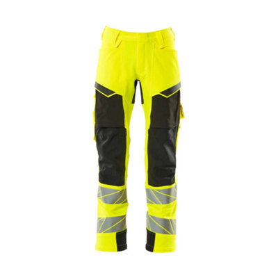 Mascot Accelerate Safe Trousers With Kneepad PocketsHi-Vis Yellow/black   (52.5) (Leg LengthRegular) from B&Q
