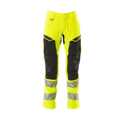 Mascot Accelerate Safe Trousers With Kneepad PocketsHi-Vis Yellow/black   (52.5) (Leg LengthRegular) from B&Q