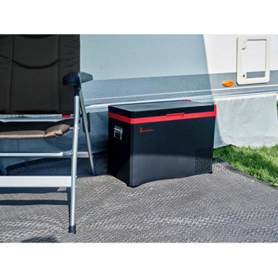 B&Q -  Compressor Cool Box 40L