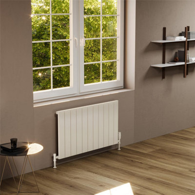 575mm (H) x 470mm (W) - White Single Panel Horizontal Radiator (Broadway) - (0.57m x 0.47m) - Depth 43mm