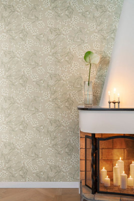 B&Q -  Ester Beige Paradis Floral Wallpaper