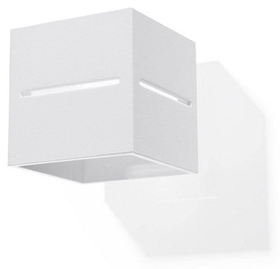 B&Q -  Luminosa Lobo 1 Light Up Down Wall Light WhiteG9