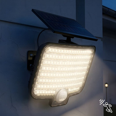 B&Q -  Alex Solar Floodlight 600Lm 4000K Ip44 Black