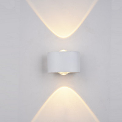 Luminosa Lighting Luminosa Modern Led Outdoor Wall Lamp WhiteWarm White 3000K 120LmIp44 from B&Q