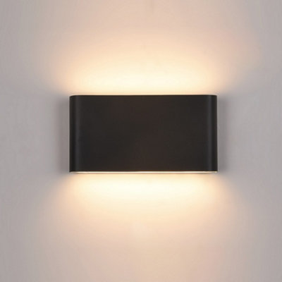 Luminosa Lighting Luminosa Modern Led Outdoor Wall Lamp BlackWarm White 3000K 720LmIp44 from B&Q