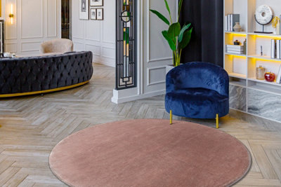 RugsX Carpet Visco Circle Pink 8 PlushImitation Of Rabbit Fur  Circle 120 Cm from B&Q