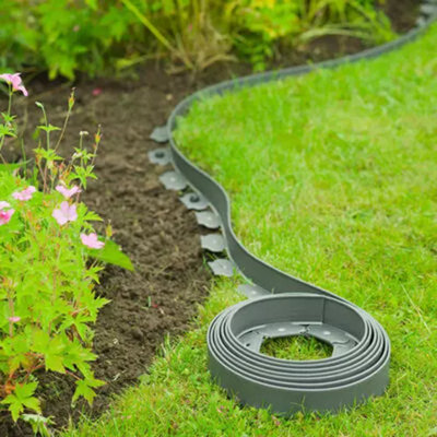 Lawn Border SetEasy Border 40mm Gray 10M With Pegs from B&Q