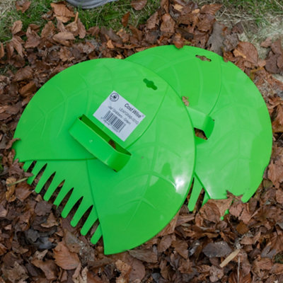 Leaf Grabber Scoops For Garden Cleaning With Integral Handles And Rake-Style TeethGreenPair from B&Q
