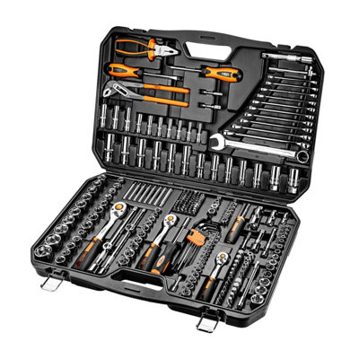Socket Set 233Pc Set 1/4" 3/8" And 1/2" Neo Tools from B&Q
