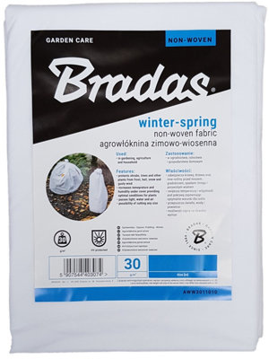 30Gsm Garden Frost Protection Fleece Roll3.2M X 5M For Winter-Spring Crop Protection from B&Q