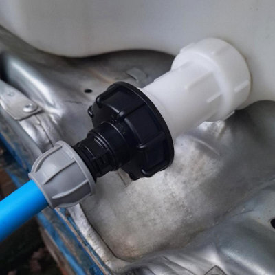Ibc Tank S60X6 Male To Female Extender And Cap Kit With 32mm Mdpe Connector from B&Q