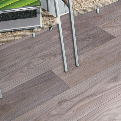 593 Granero Wood Effect with High Floor Grip Lino Flooring Sheet Vinyl Flooring -3m(9'9") X 3m(9'9")-9m² - 6