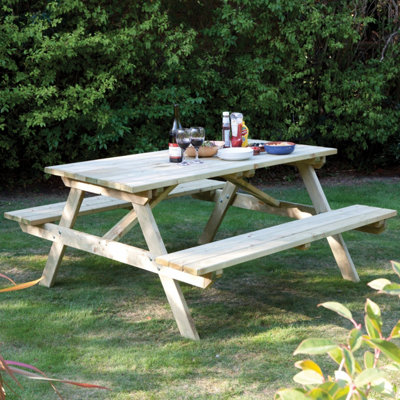 5ft Picnic Bench L150 x W150 x H70 cm