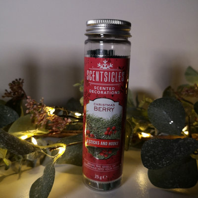 6 Scentsicles Scented Hanging Ornament Sticks - Christmas Berry Scent Price Comparisons | Compare The Build