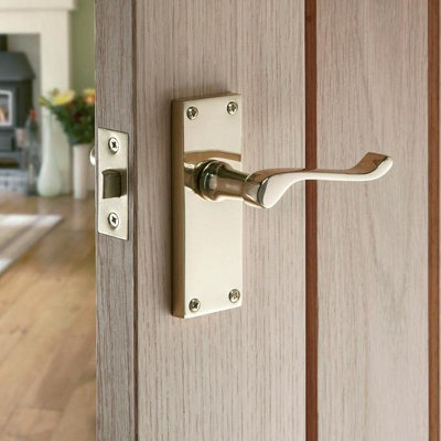 6 x Victorian Scroll Polished Brass Internal Door Handle and Latch Set 120mm Back Plate