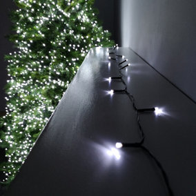 600 LED 60m Premier Christmas Indoor Outdoor Multi Function Battery Operated String Lights with Timer in Cool White