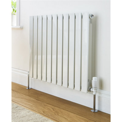 600mm (H) x 1470mm (W) - White Horizontal Radiator (Berlin) - SINGLE Panel - (0.6m x 1.47m) - Depth 52mm