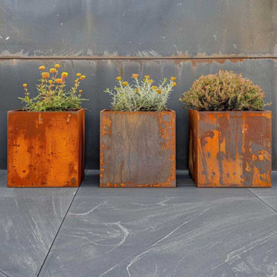 60cm Corten Steel Cube Planter with Rounded Corners - 3