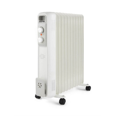 B&Q -  Electric 2500W Oil Filled Radiator 11 Fin Electric HeaterWhite