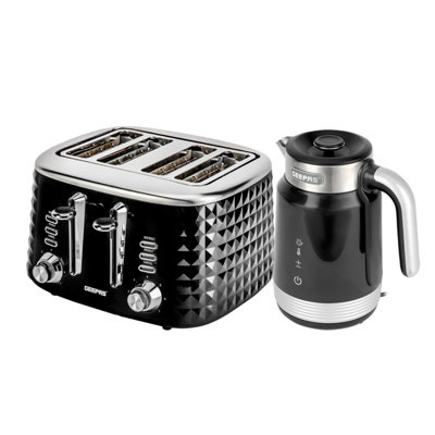 Geepas Unisex Black Smart Kettle & Toaster Set 4 Slice Toaster 1750W In 1.7L - Image 6