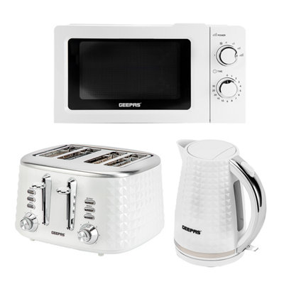 Geepas White Argyle Kettle4 Slice Toaster & 20L Microwave Oven Set from B&Q