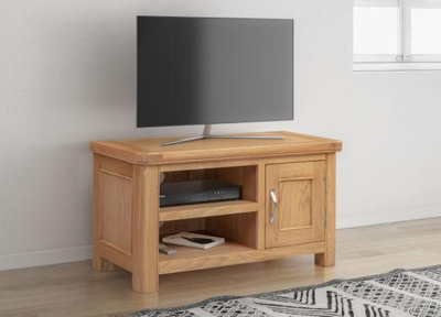 Buttercup Farm Bologna Small Tv UnitL44 X W90 X H50 CmOak from B&Q