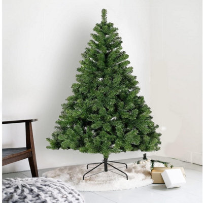 Uetian 7Ft Artificial Christmas Tree Xmas Pine Tree With 1200 Tips Solid Metal Legs Perfect For Indoor  Holiday Decoration from B&Q
