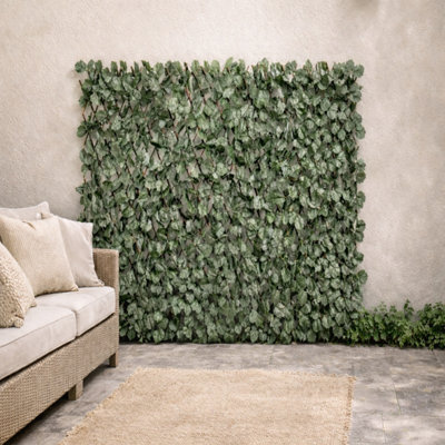 Uetian Artificial Expandable Willow Trellis Leaf Hedge Garden Privacy Screen Panel (2M X 1M) from B&Q