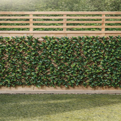 Uetian Artificial Laurel Leaf Willow Fence 2 X 1M Outdoor Privacy Screen Panel from B&Q