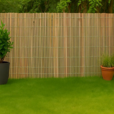 Uetian Natural Bamboo Slate Fence 1.5 X 4M Garden Balcony Outdoor Screening from B&Q